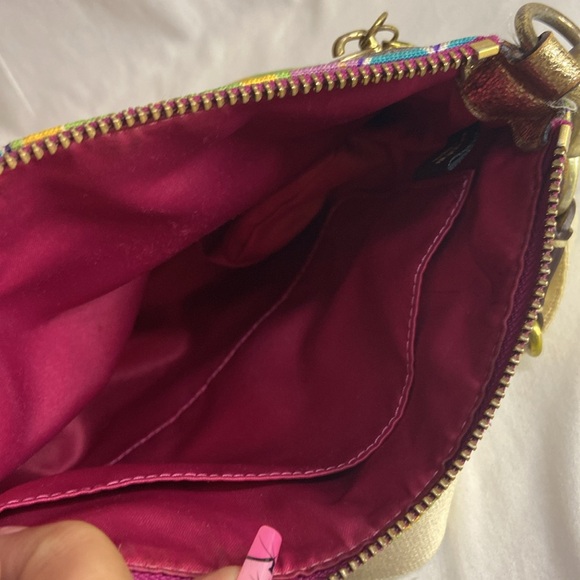 Women’s Coach Poppy - Picture 6 of 9